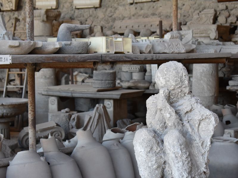 Akrotiri and Pompeii