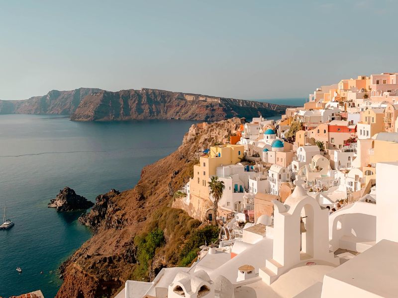 Luxury Beach Retreats in Santorini